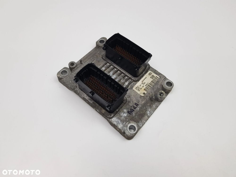 Komputer Sterownik Moduł silnika Opel Agila A 1.2 B 55350550 - 2