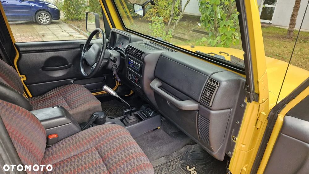 Jeep Wrangler 2.5 Sport - 8