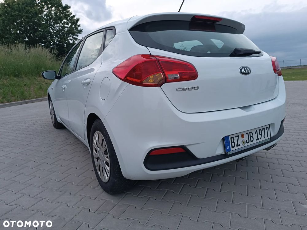 Kia Ceed 1.4 CVVT Vision - 4