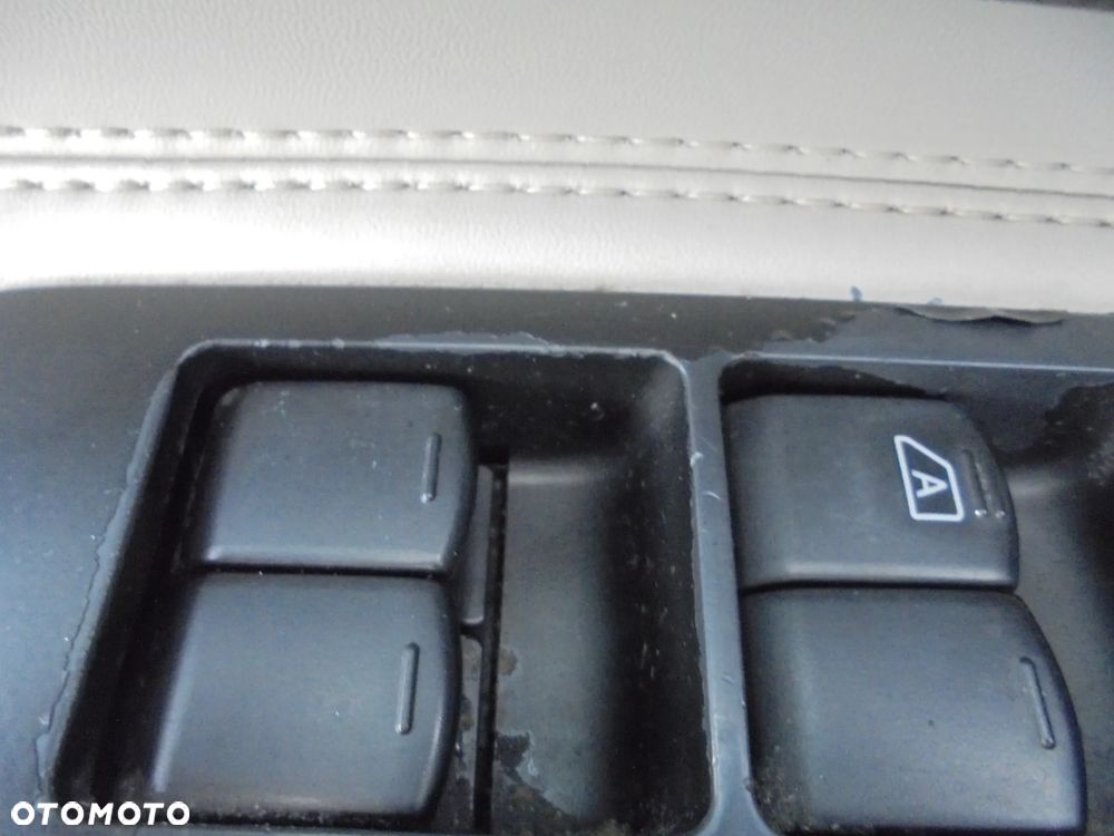 Nissan Qashqai+2 2.0 dCi DPF tekna - 8