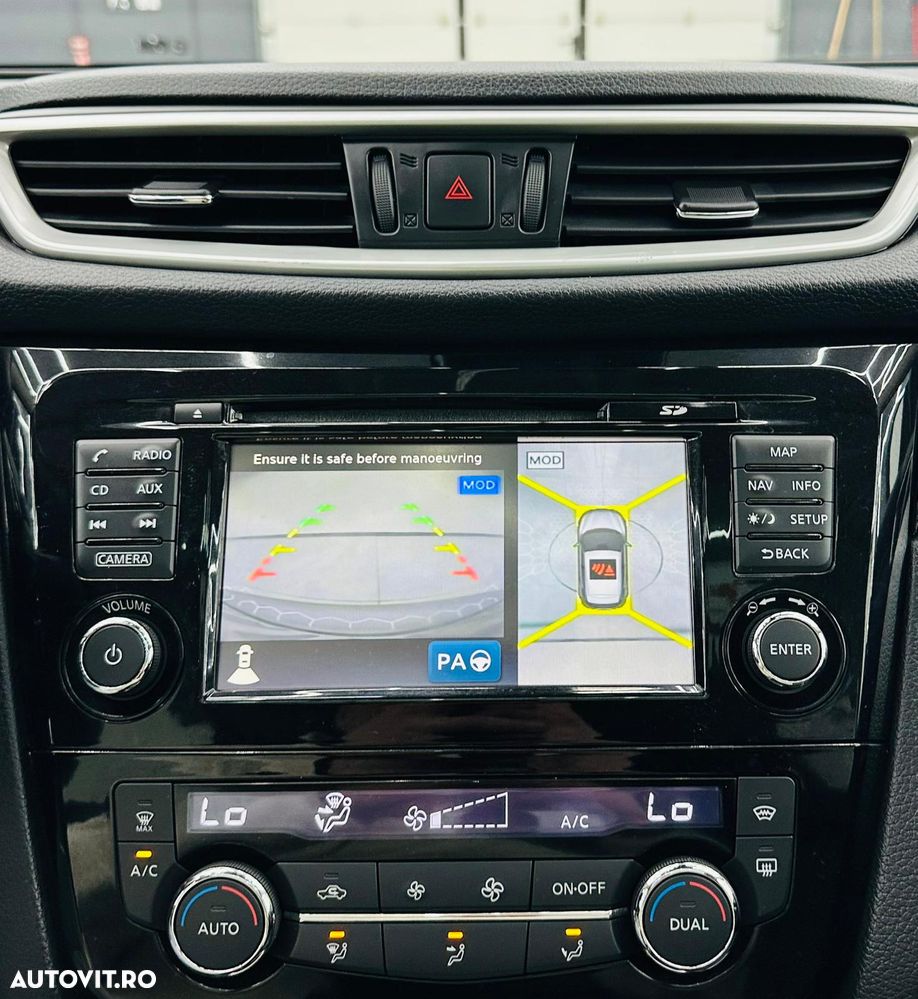 Nissan Qashqai 1.2 DIG-T TEKNA - 28