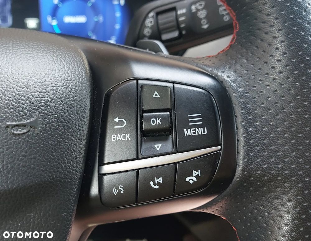 Ford Kuga 2.0 EcoBlue AWD ST-Line X - 11
