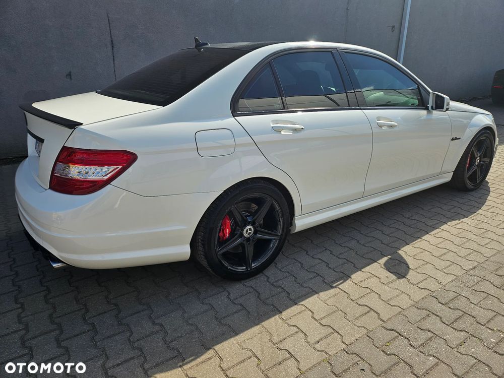 Mercedes-Benz Klasa C 63 AMG 7G-TRONIC - 12