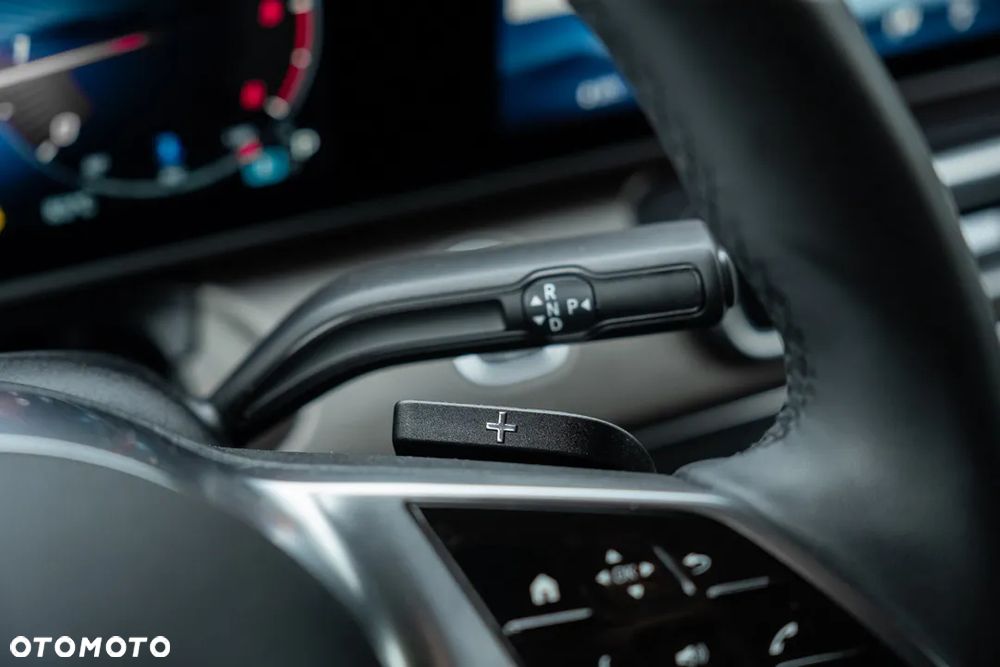 Mercedes-Benz Klasa V 300 d Avantgarde 9G-Tronic (d³ugi) - 12