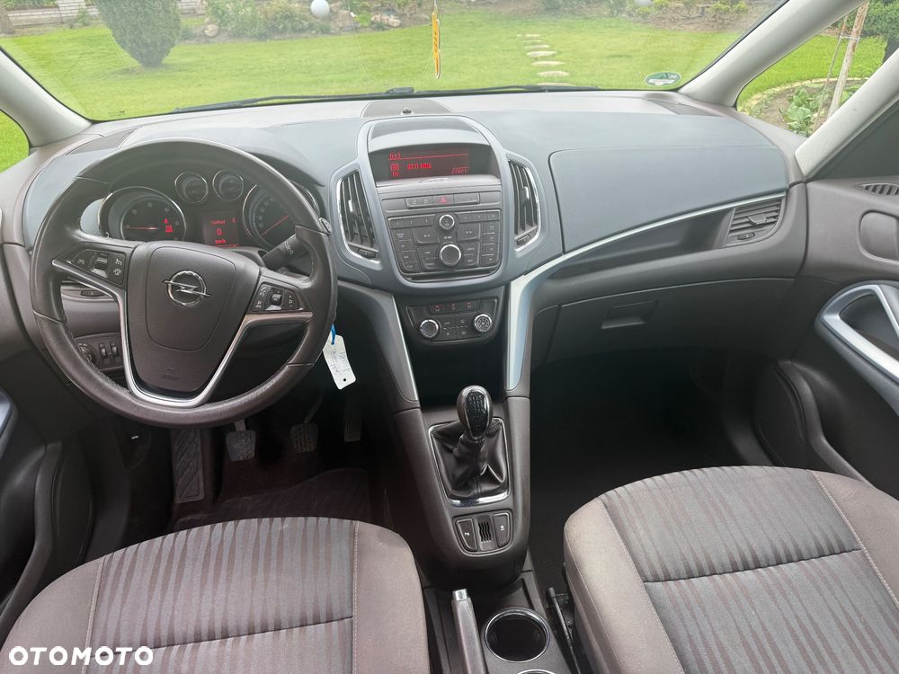 Opel Zafira - 6