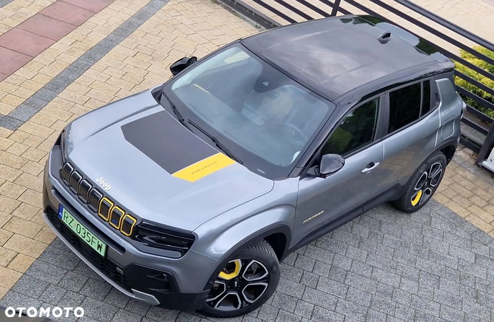 Jeep Avenger Summit+ - 1