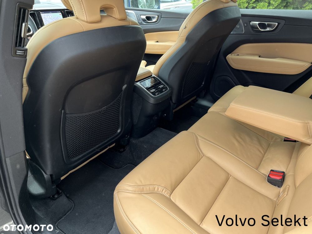 Volvo XC 60 - 10