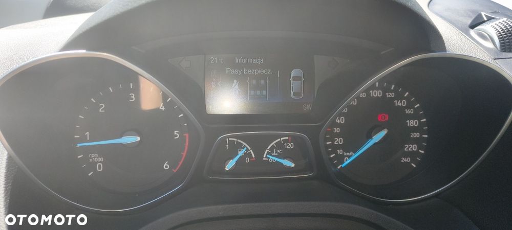 Ford Kuga - 5