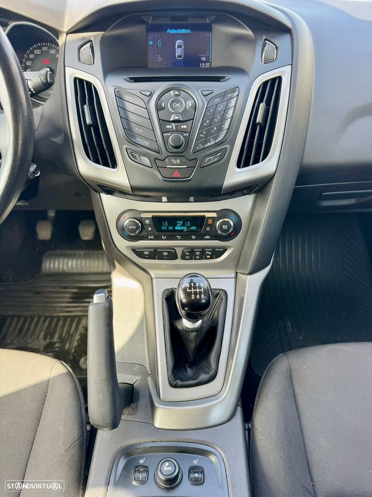 Ford Focus 1.0 EcoBoost S&S SYNC Edition - 3