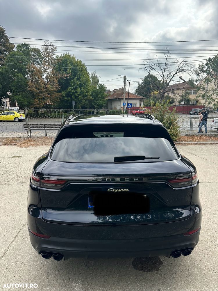 Porsche Cayenne - 5