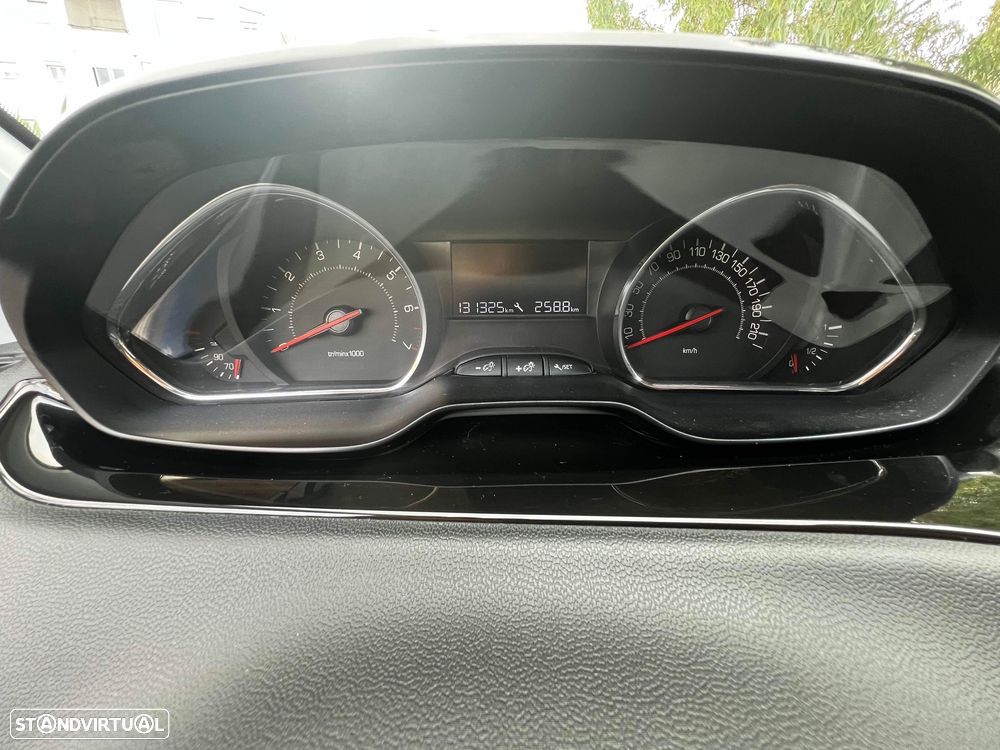 Peugeot 208 1.2 VTi Active - 7