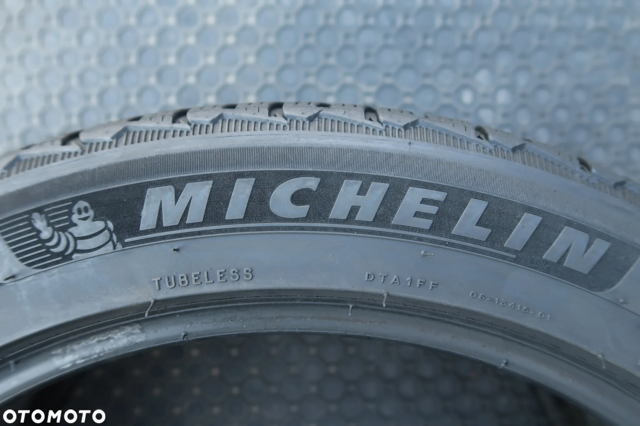 Michelin Alpin 5 suv 255/45/20 - 4