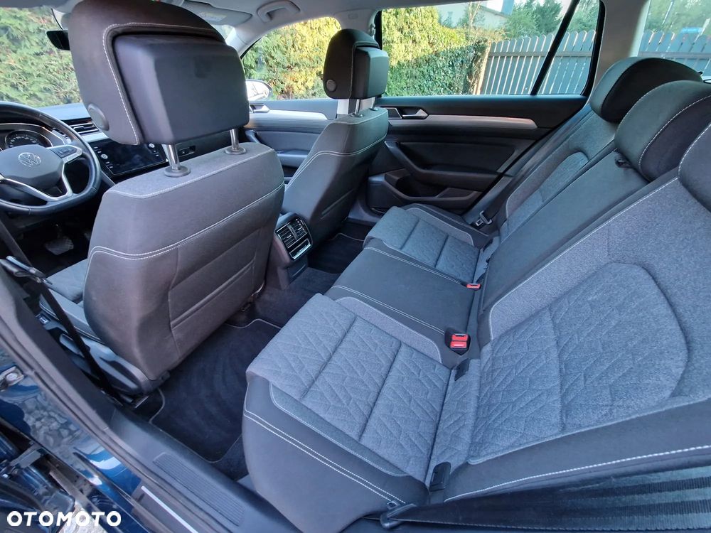 Volkswagen Passat 2.0 TDI SCR DSG Business - 16