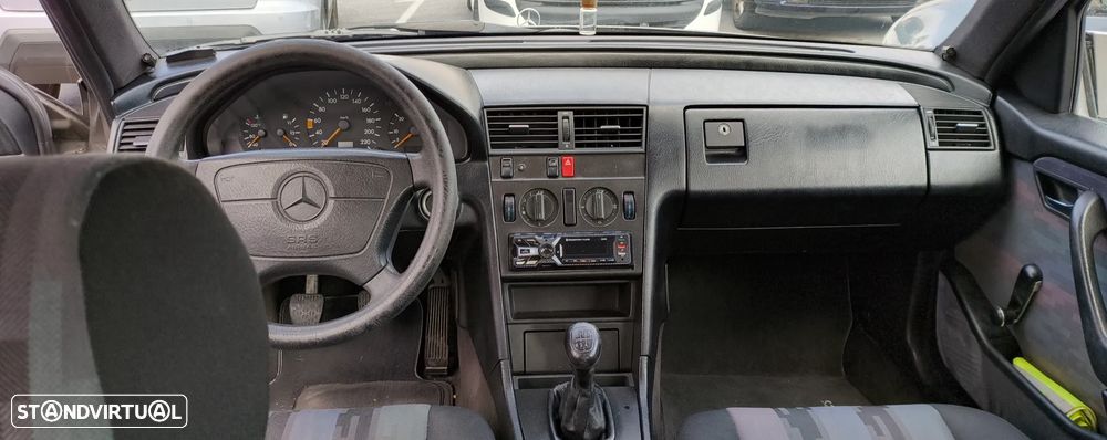 Mercedes-Benz C 220 D - 5