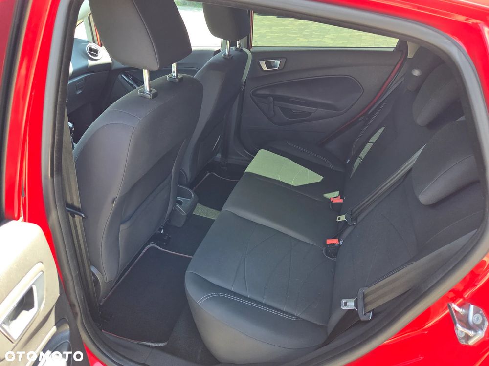 Ford Fiesta 1.25 Titanium - 34