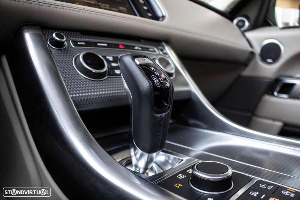 Land Rover Range Rover Sport 3.0 SDV6 Autobiography - 20