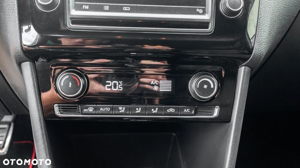 Volkswagen Polo - 25