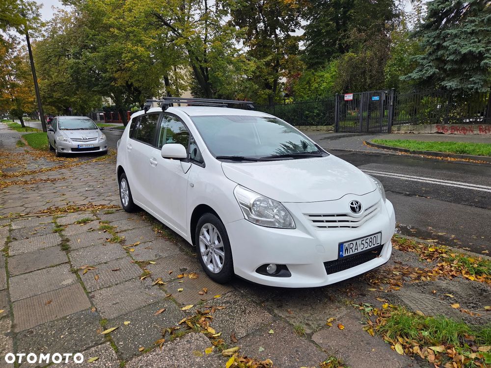 Toyota Verso 2.0 D-4D - 2