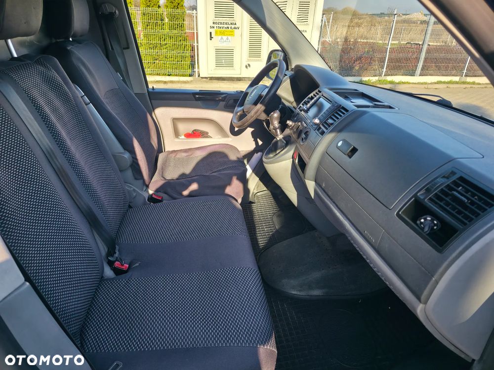Volkswagen Transporter T5 - 6