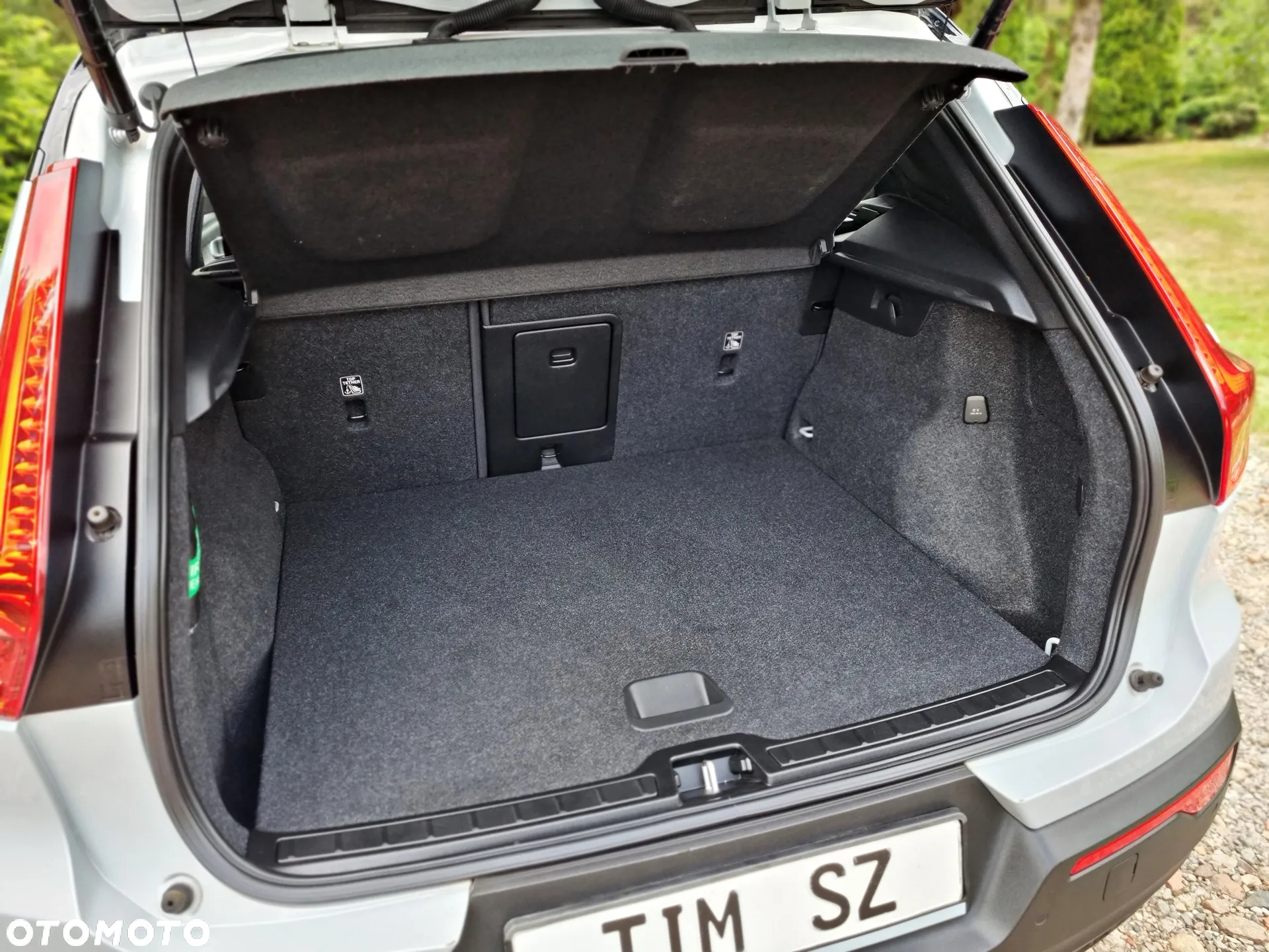 Volvo XC 40 B4 B AWD Geartronic RDesign - 17
