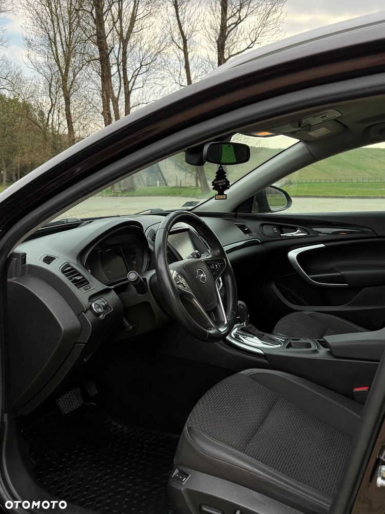 Opel Insignia 2.0 CDTI Cosmo - 11