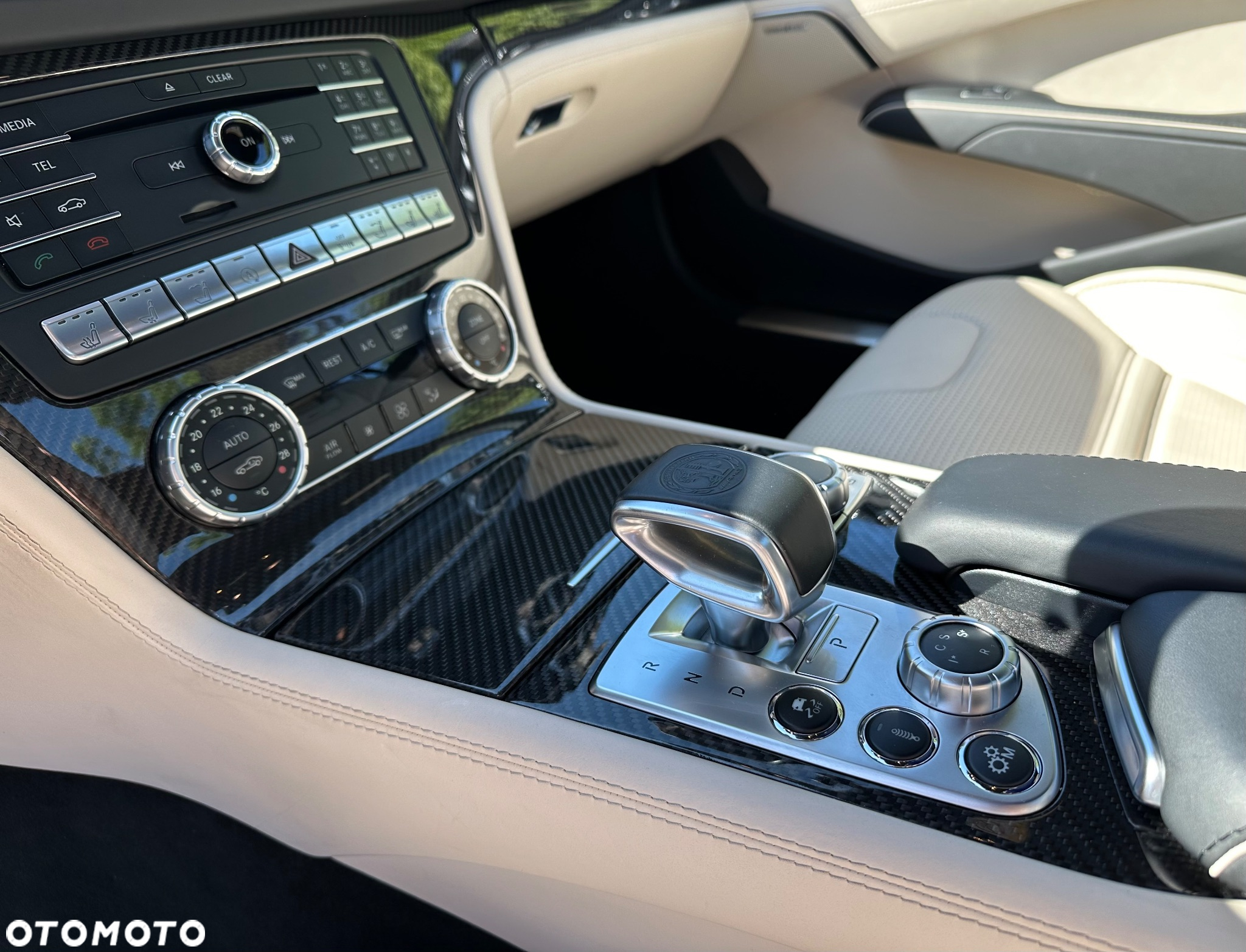 Mercedes-Benz SL - 20
