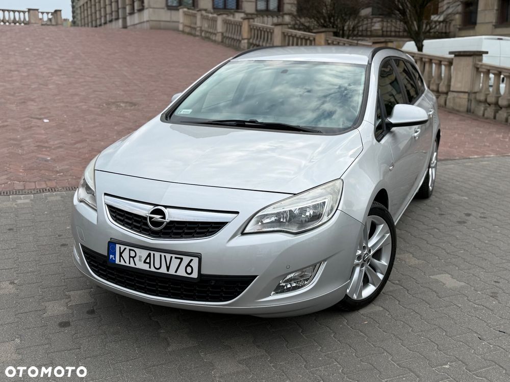 Opel Astra 1.4 T Cosmo - 9