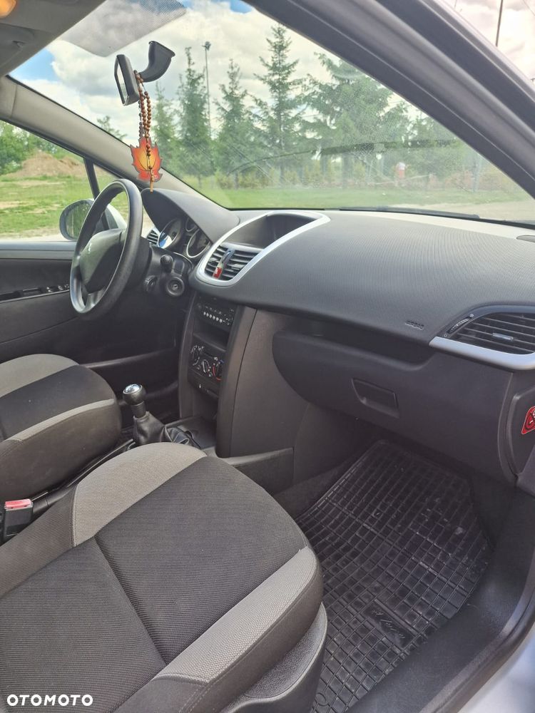 Peugeot 207 95 VTi Urban Move - 9