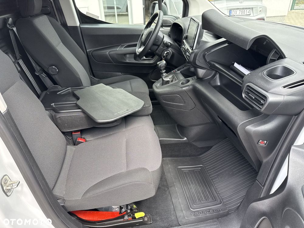 Toyota PROACE CITY - 8