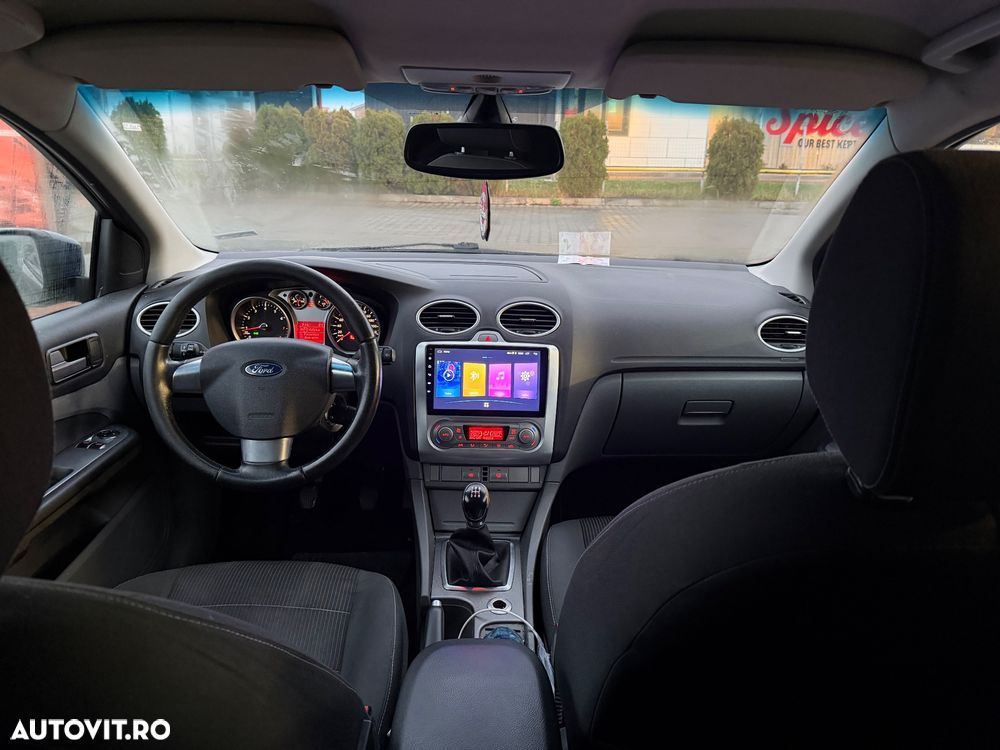 Ford Focus Coupe-Cabriolet 2.0 16V Titanium - 5