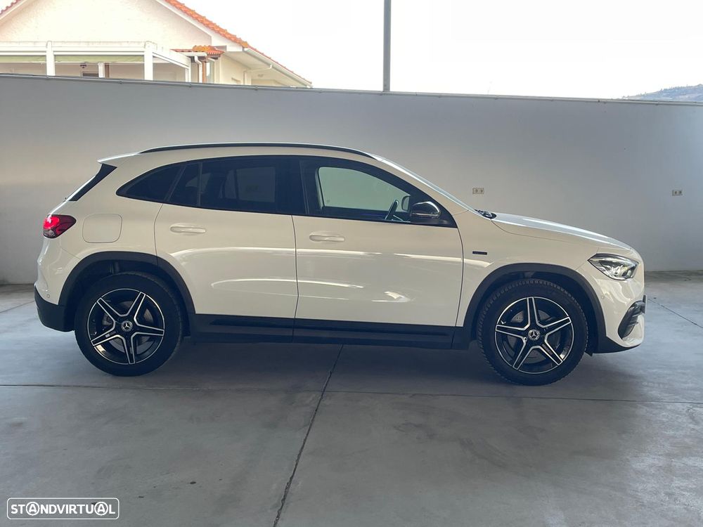Mercedes-Benz GLA 250 e 8G-DCT AMG Line - 6