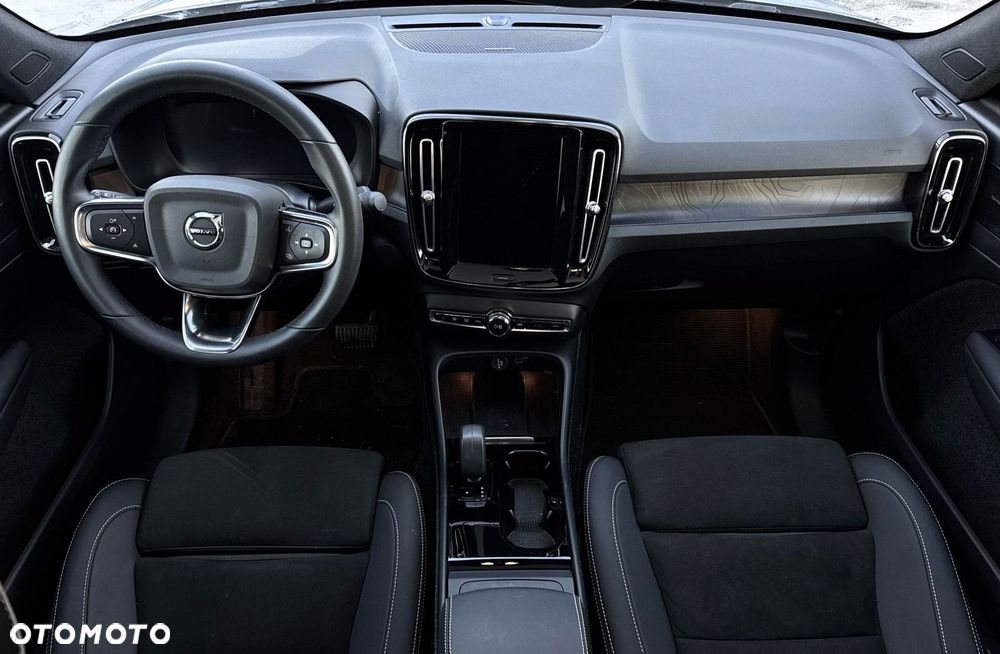 Volvo C40 - 10