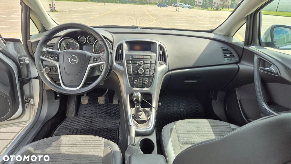 Opel Astra 1.4 T Active EU6 - 8
