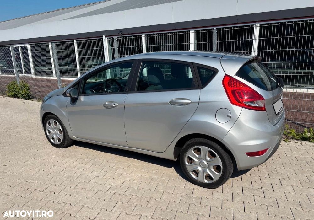 Ford Fiesta 1.25i Trend - 8