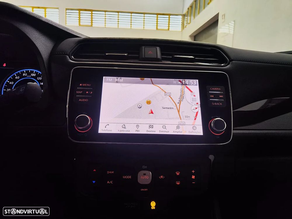 Nissan Leaf N-Connecta - 21
