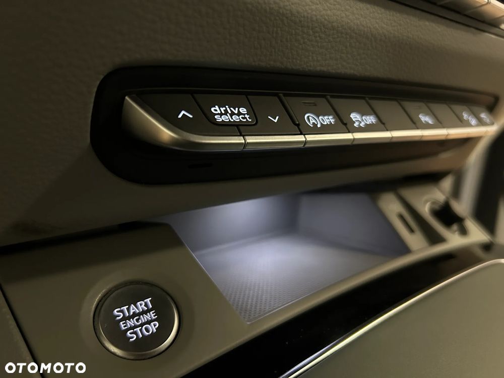 Audi Q5 40 TDI quattro S tronic S line - 33