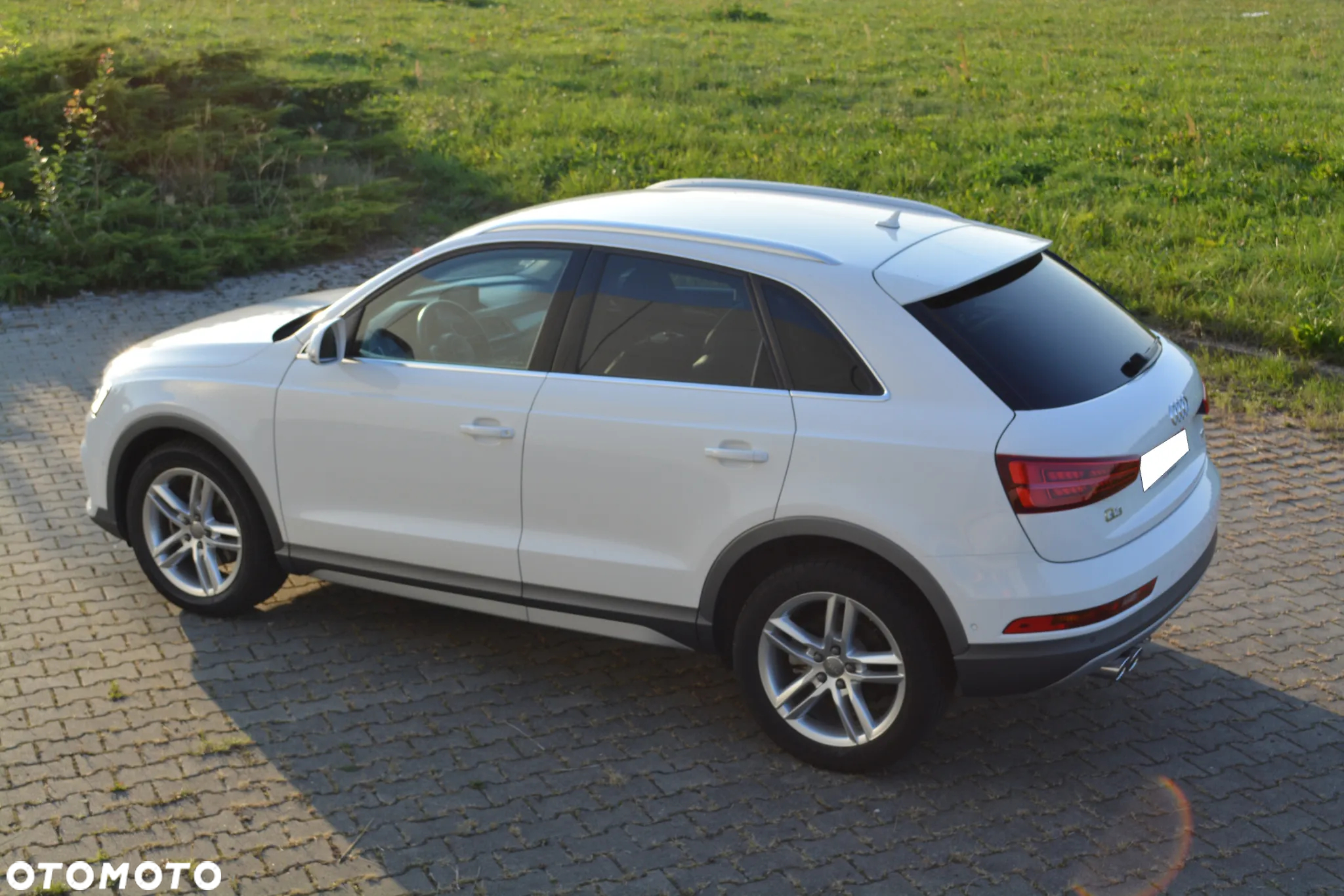 Audi Q3 2.0 TDI S tronic sport - 25
