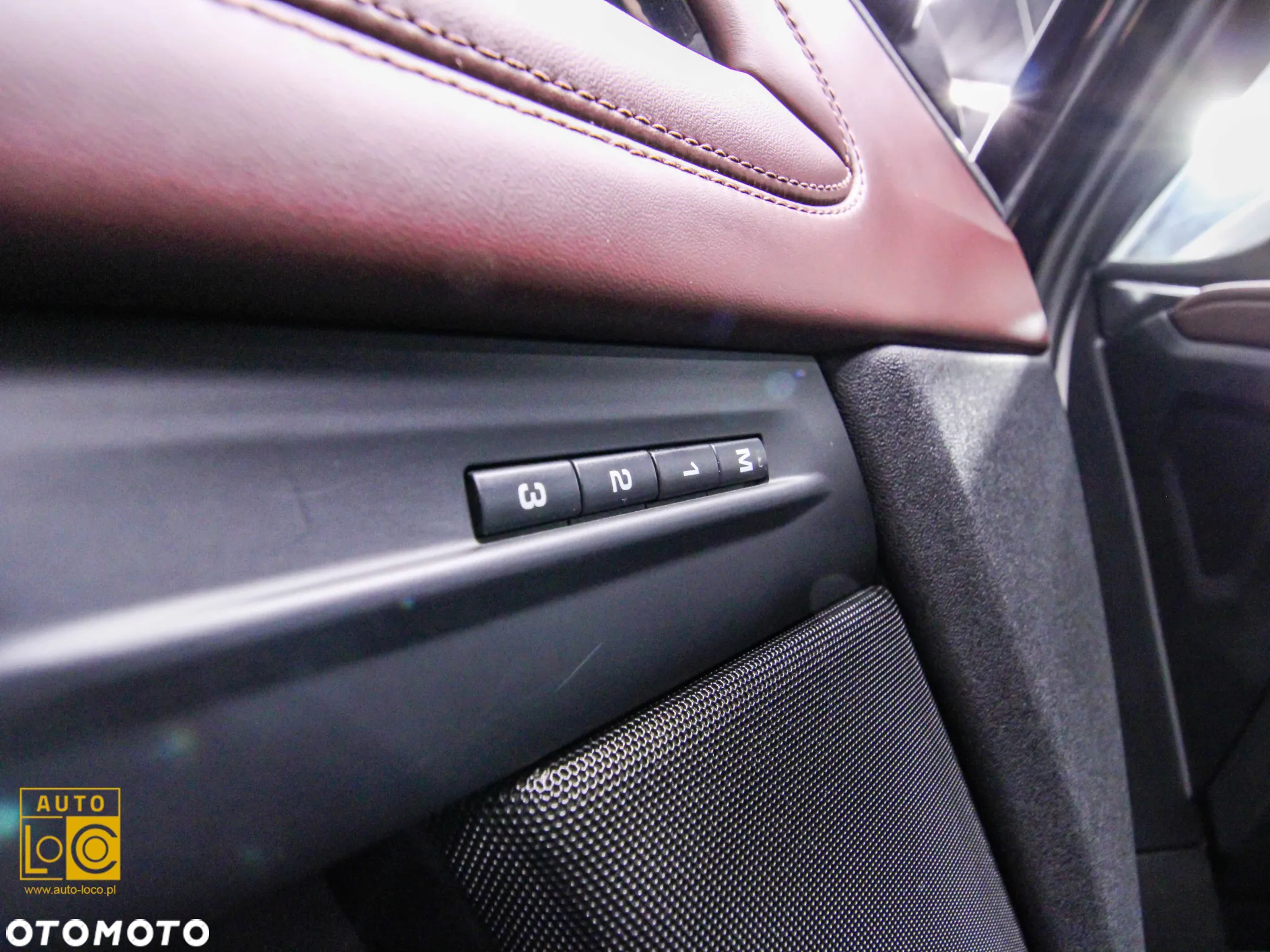 Land Rover Range Rover Evoque D200 Dynamic HSE - 35
