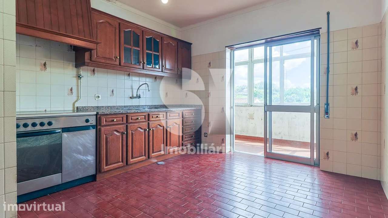 Apartamento T3 com sótão e garagem. - Grande imagem: 3/30