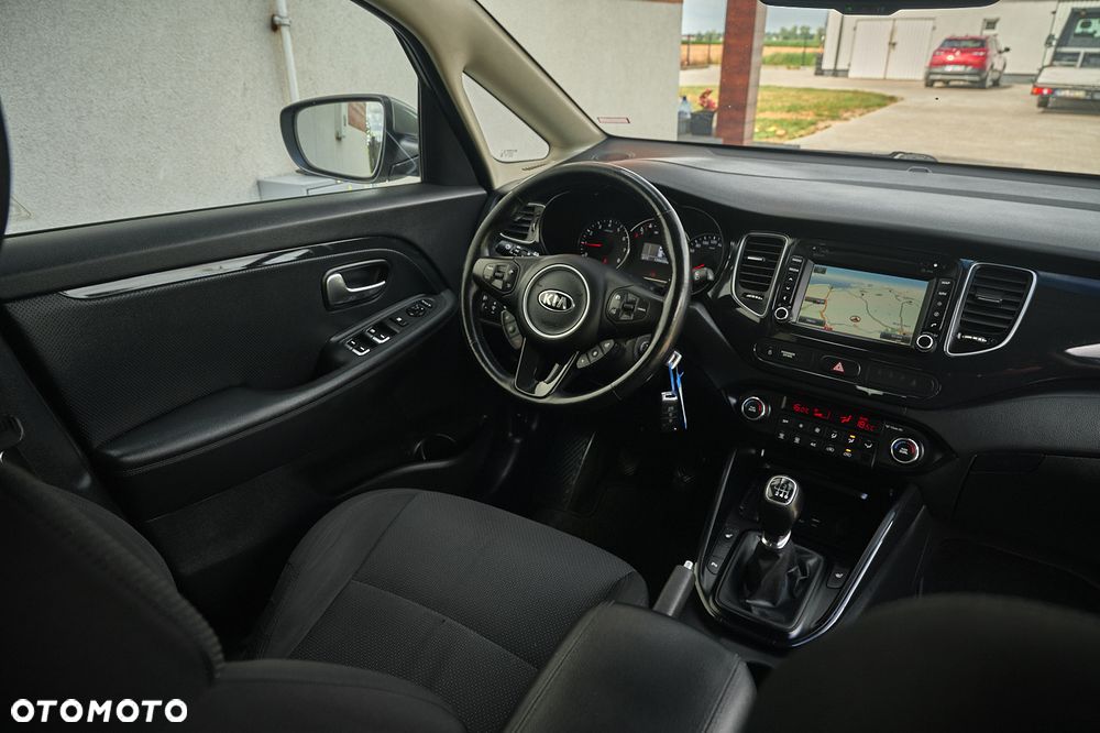 Kia Carens 1.6 GDI Attract - 4