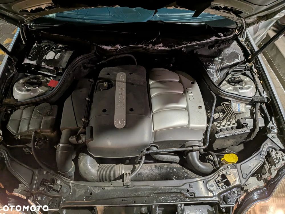 Mercedes-Benz Klasa C 200 CDI Classic - 15