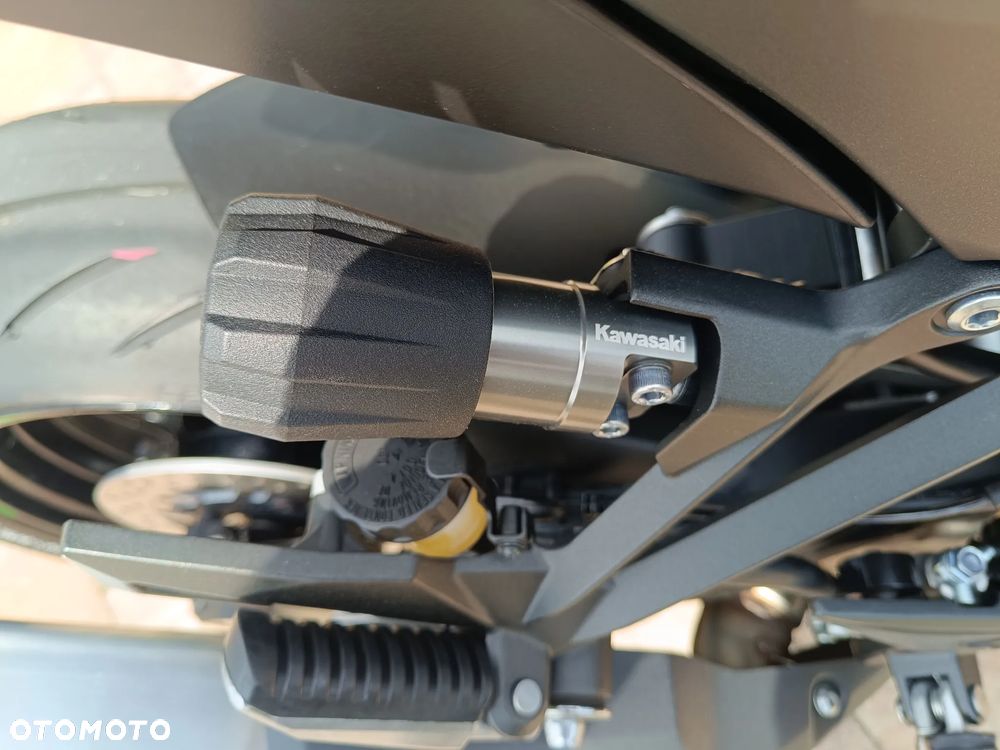 Kawasaki Ninja 1000 SX - 27
