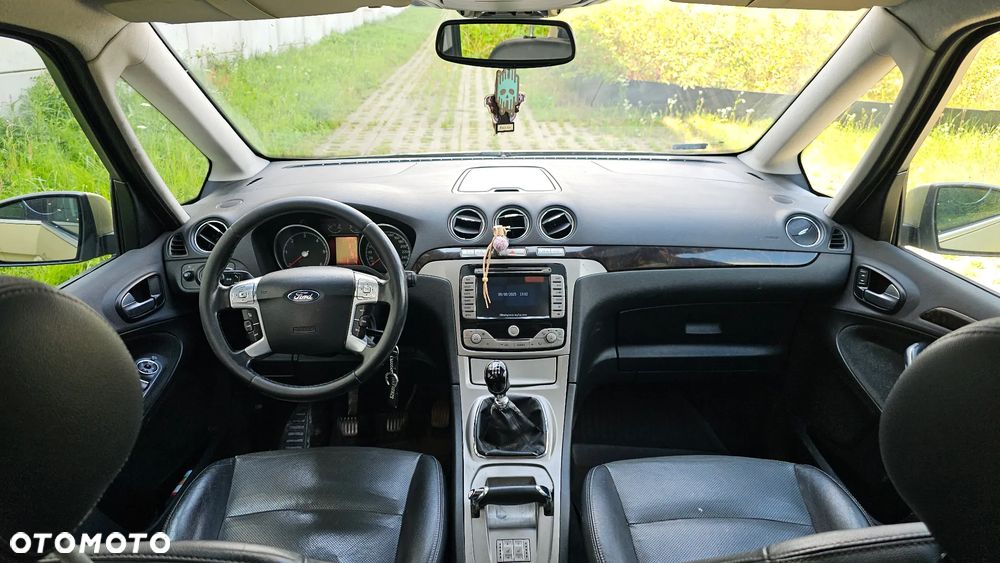 Ford Galaxy 2.0 TDCi Ghia - 7