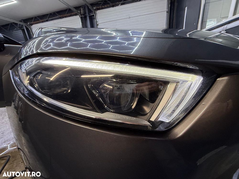 Mercedes-Benz CLS 400 d 4MATIC 9G-TRONIC AMG Line - 14