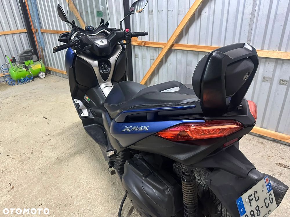 Yamaha X-max - 3