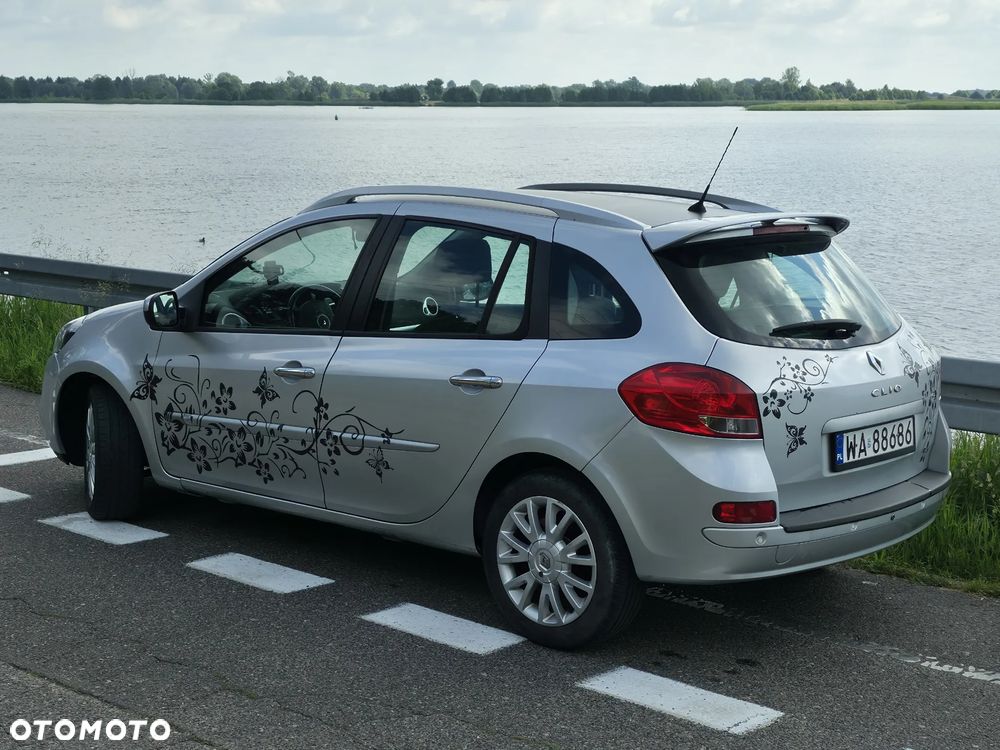 Renault Clio 1.6 16V Dynamique - 4