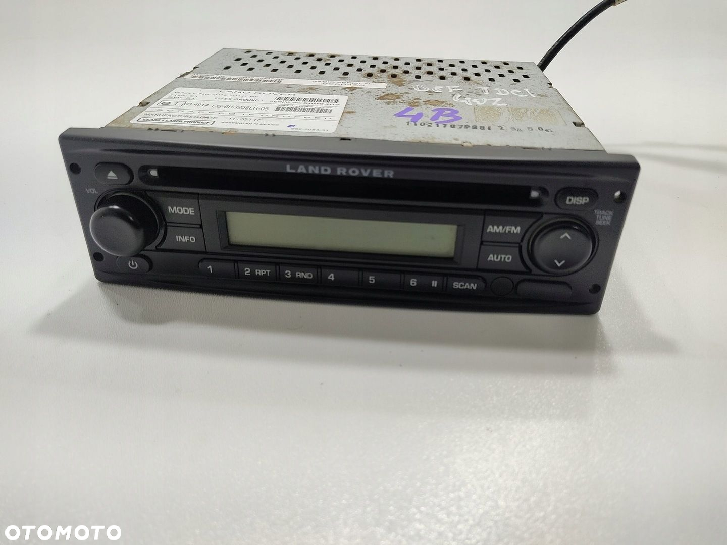 FABRYCZNE RADIO CD LAND ROVER DEFENDER 7H1270447BC 7H12-70447-BC 2007-2014 - 2