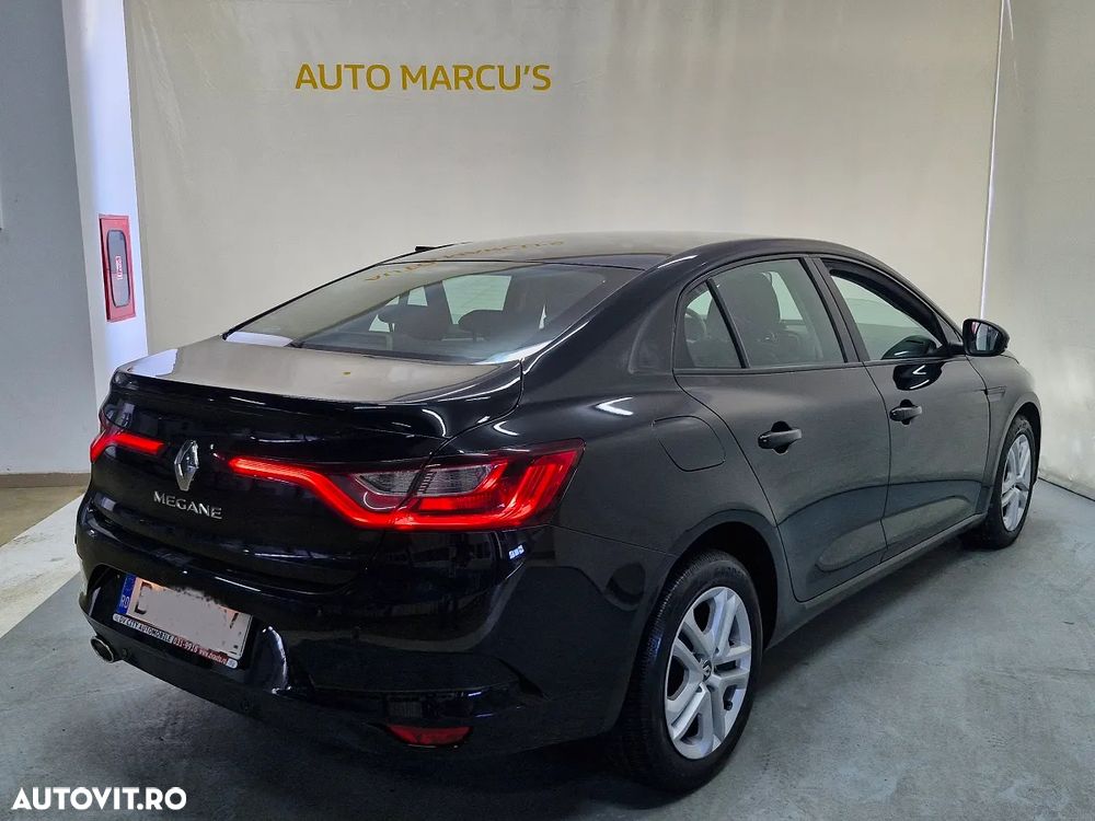 Renault Megane TCe Business - 2