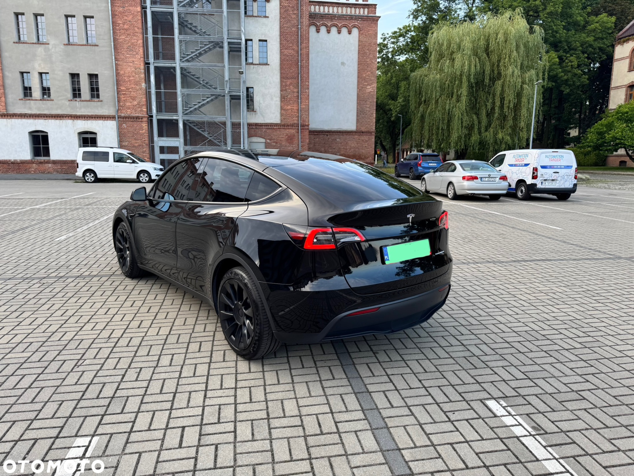 Tesla Y Model Long Range Dual Motor AWD - 6
