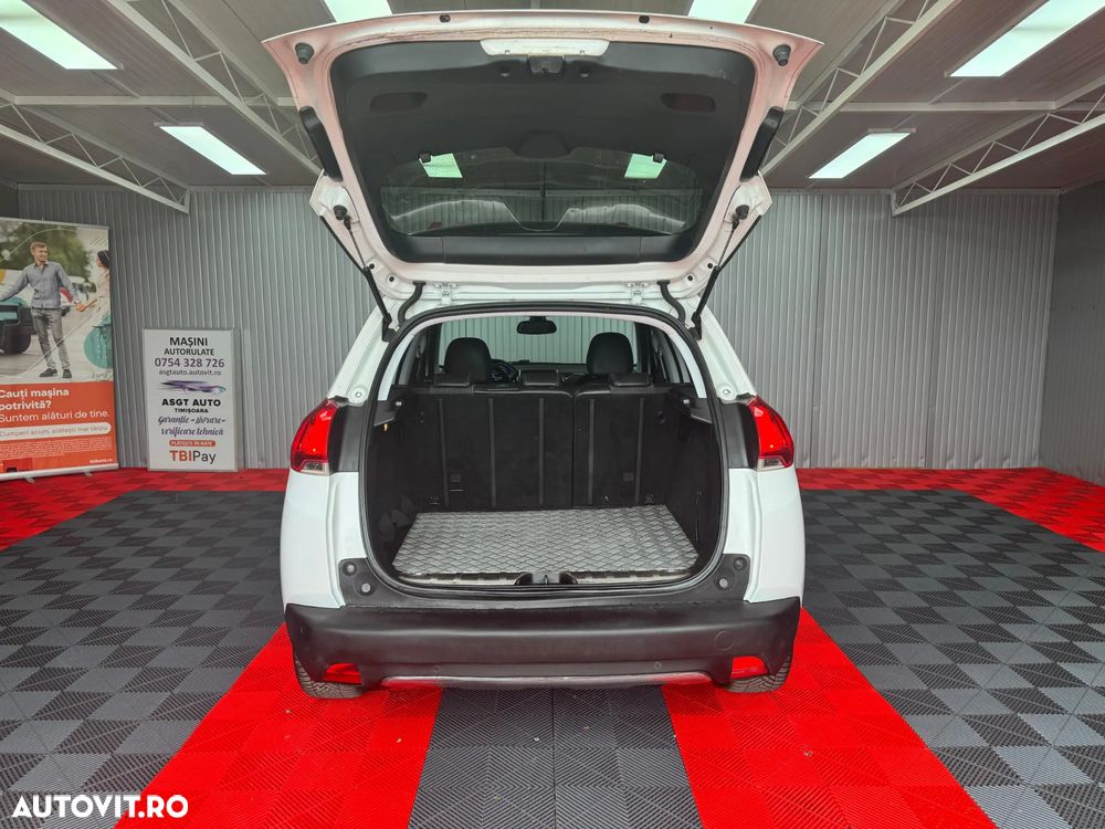 Peugeot 2008 - 17